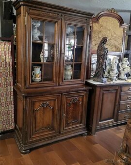 Rustikální vitrina. - 2