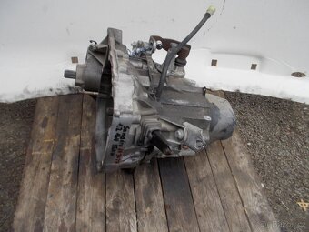 Převodovka Dacia Sandero 1.2 16v 55kw JH3077 - 2