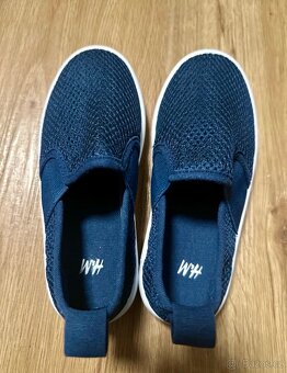 Nazouvaci tenisly ze síťoviny HM - 2