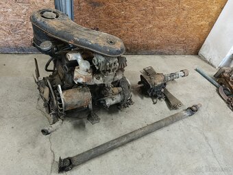 Moskvič 408 motor a převodovka - 2