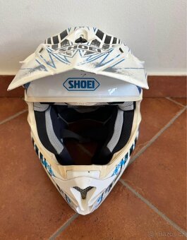Prilba Shoei - 2