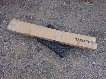 Volvo V70/XC70 II - roleta kufru - 2