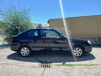 Prodám Hyundai Atcent 1.3i - 2