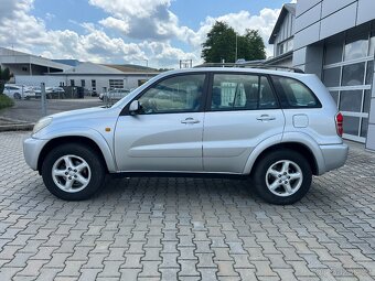 Toyota RAV4 - 2