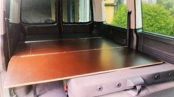 Spací vestavba do VW T5, T6, T6.1 - 2