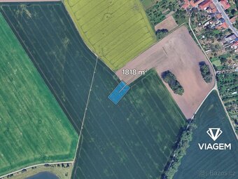 Pole 1 818 m², Podíl 25 % o výměře 455 m² - 2