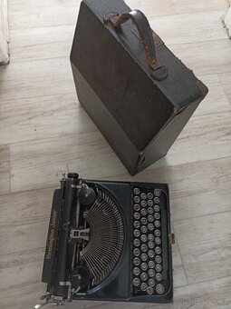 psací stroj - 2