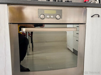 vestavná trouba Whirlpool AKZ 472 - 2