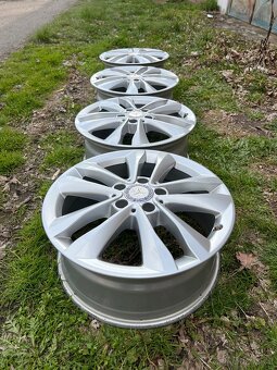 Prodám alu Mercedes 5x112 r17 TPMS - 2