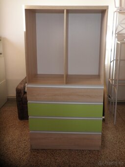 Vysoká skříň s šuflaty - 2