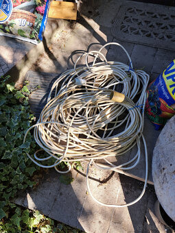 Prodlužovací kabel - 2