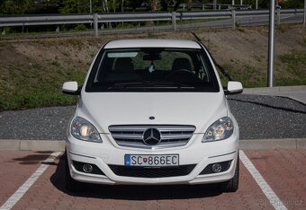 Mercedes-Benz B trieda 150 - 2
