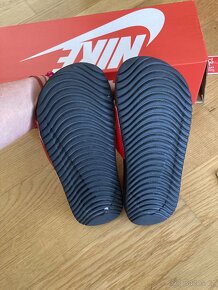 Pantofle Nike vel. 31 - 2