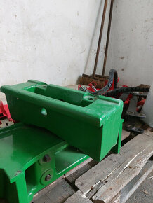 Konzola závaží z John Deere - 2