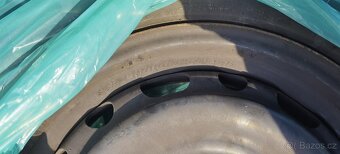 Prodám 4 zimní kola - Bridgestone Blizzak na plecháčích. - 2