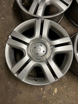 Originál kola VW T5-6 16 palců - 2