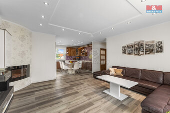 Prodej rodinného domu, 245 m², Kladno, ul. Průmyslová - 2