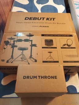Alesis Debut Kid - 2