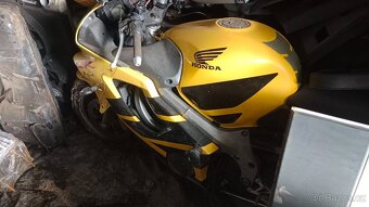 Honda CBR - 2