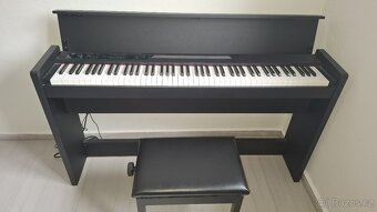 Prodám digitální piáno KORG LP-380 - 2