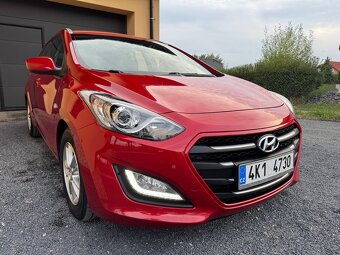Hyundai i30 1.6i 99Kw - 2