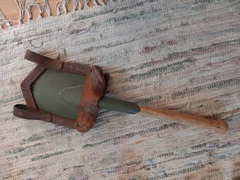 Vojenská polní lopatka - 2