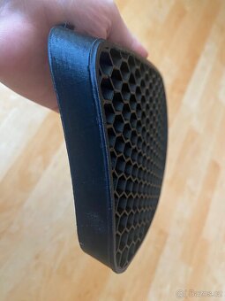 Strední mřížka do masky Seat Leon Topsport - 2