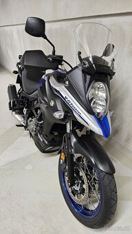 Suzuki V-Strom DL 650 XT ABS. rok 10/2023, najeto 7,9.t.km. - 2