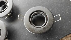 Podhledový výklopný rámeček na halogen popř. LED žárovky - 2