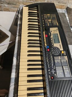 Prodám klávesy Yamaha PSR -225 - 2