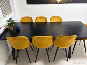 prodám velký černý jídelní stůl 200x90 - 2