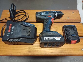 AKU vrtačka/šroubovák Bosch - 2