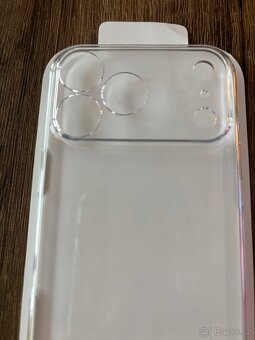 Kryt na iPhone 17ProMax - 2