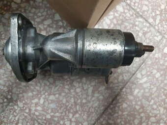 STARTÉR ŠKODA FELICIE 1,3 - 2