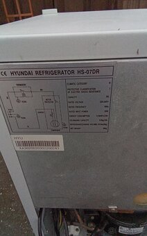 LEDNIČKA HYUNDAI - 2