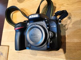 Nikon D7200  set včetně příslušenství - 2