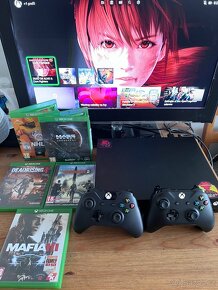 Xbox One X 1TB 4K HDR+ ovladače a hry - 2