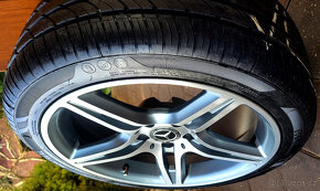alu R18 5x112 bicolor, Mercedes CLS, W219, letné pneu 245/40 - 2