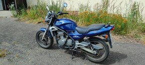 Kawasaki ER5 - 2