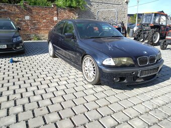 BMW 330i M-Paket E46 - 2