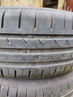 Letní pneu 185/65 r15 s disky (4 kusy) - 2