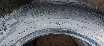 Celoroční pneu 195/65R15 Barum - 2