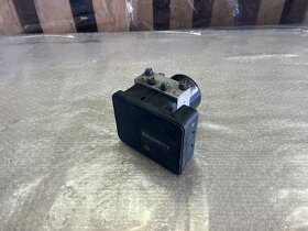 ŘÍDICÍ JEDNOTKA ABS 3T0614517B - 2