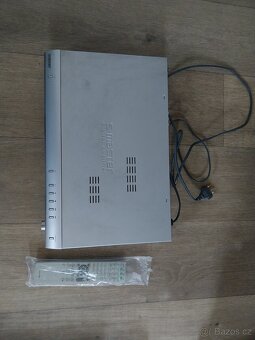 Sony DAV-DZ500F - 2