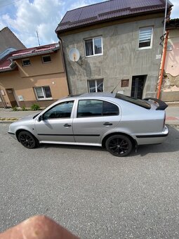 Octavia 1.8T +lpg - 2