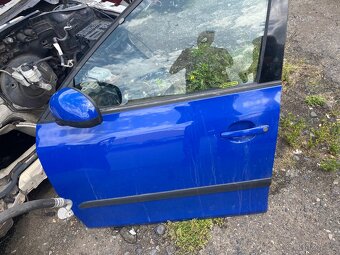 škoda fabia 2 kapota,lampy,airbagy,dveře - 2
