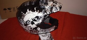 Helma motocross ONEAL - 2