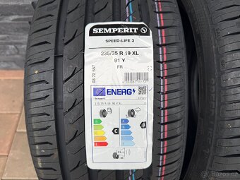Pneu 235/35r19 Semperit - nové letní - 2
