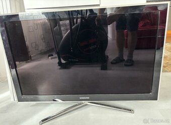 Prodám Televizi LCD Samsung 3 D 102cm - 2