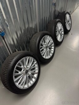 Komplet original kola Toyota Camry 235/45/18 - 2